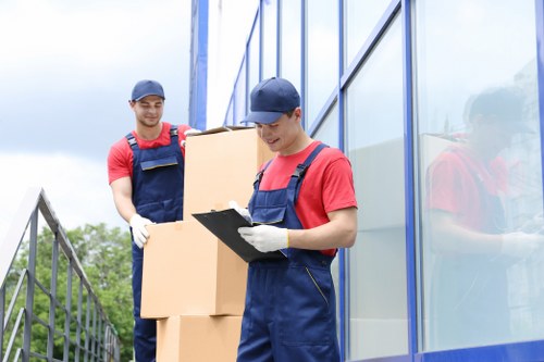 Docklands man and van moving service homepage image